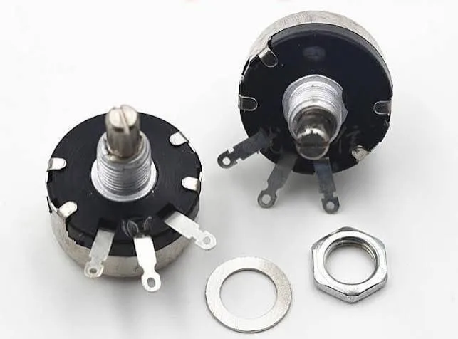 POTENTIOMETER (VOLUME) 10K SINGLE TURN